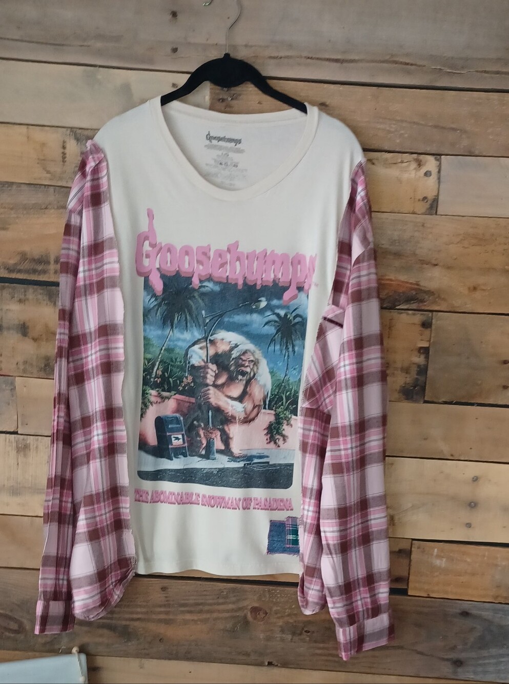 Upcycled Cream Goosebumps  Graphic Tee with Pink Plaid Sleeves .